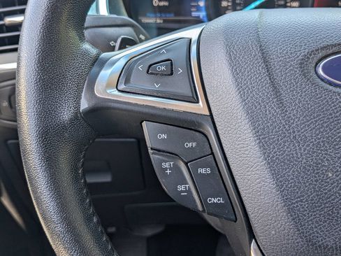 Used 2016 Ford Edge Titanium image 30