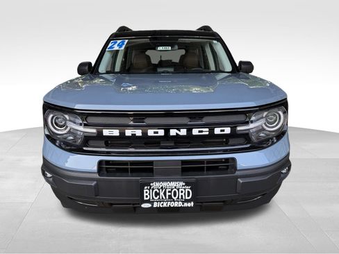 Used 2024 Ford Bronco Sport Outer Banks w/ Tech Package AWD/4WD image 2