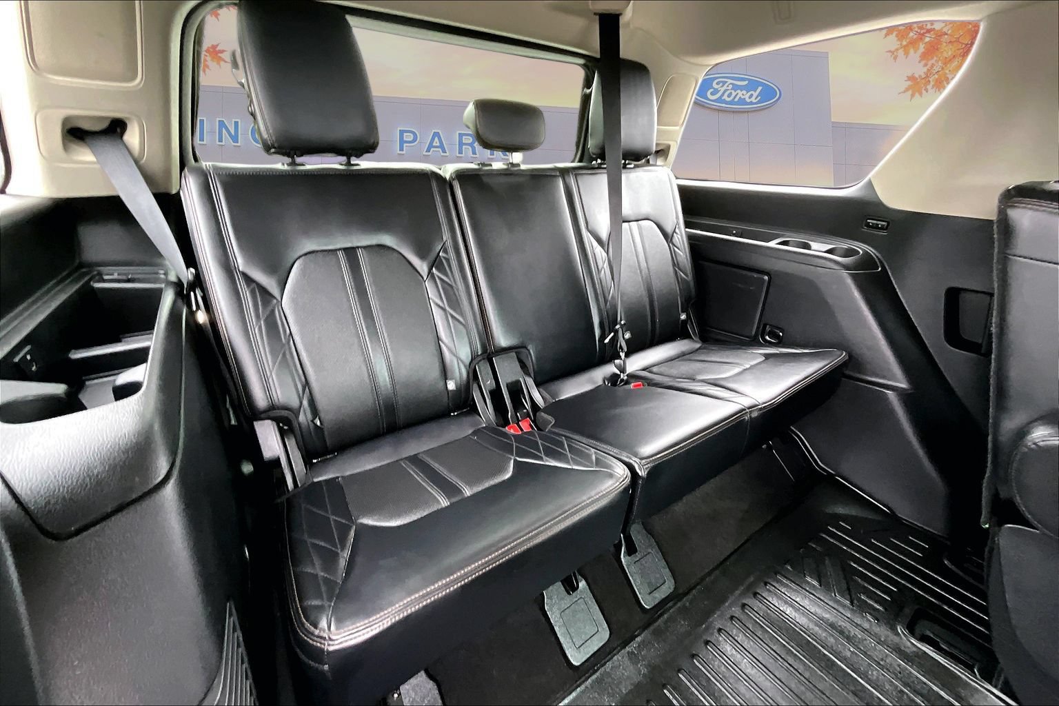 Used 2019 Ford Expedition Platinum AWD/4WD image 26