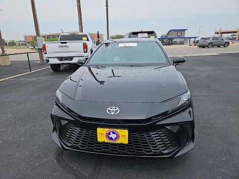 Certified 2026 Toyota Camry SE w/ Convenience Package FWD image 8