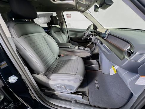 New 2026 Kia EV9 Land image 30