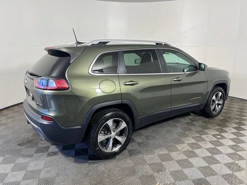 Certified 2019 Jeep Cherokee Limited w/ Trailer Tow Group AWD/4WD image 12