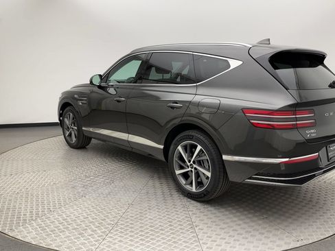 Certified 2026 Genesis GV80 2.5T Advanced AWD/4WD image 4