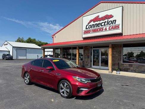 Used 2020 Kia Optima S w/ S Panoramic Sunroof Package FWD image 2