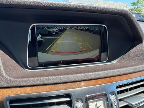 Used 2016 Mercedes-Benz E 350 4MATIC Sedan image 22