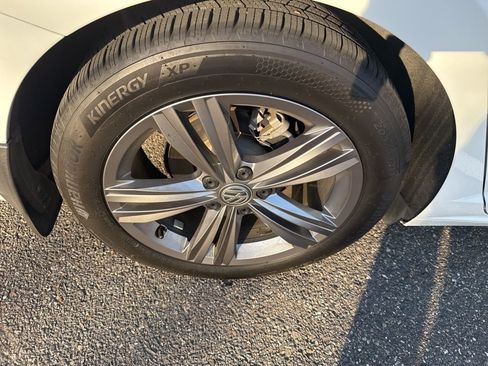 Used 2020 Volkswagen Jetta image 9