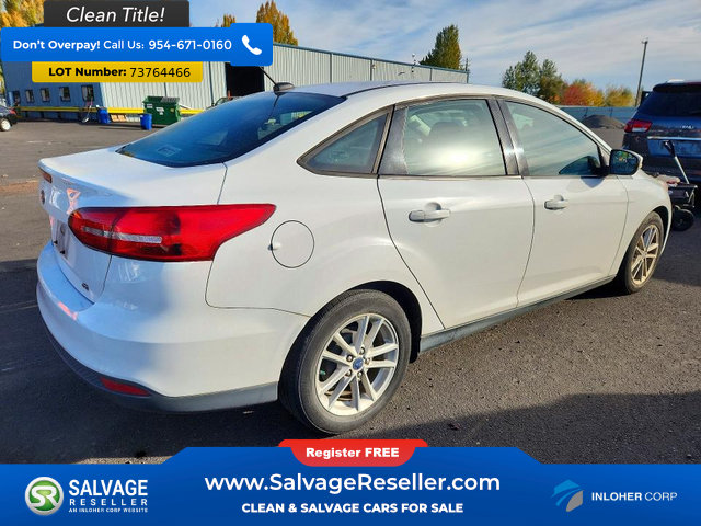 Used 2017 Ford Focus SE FWD image 4