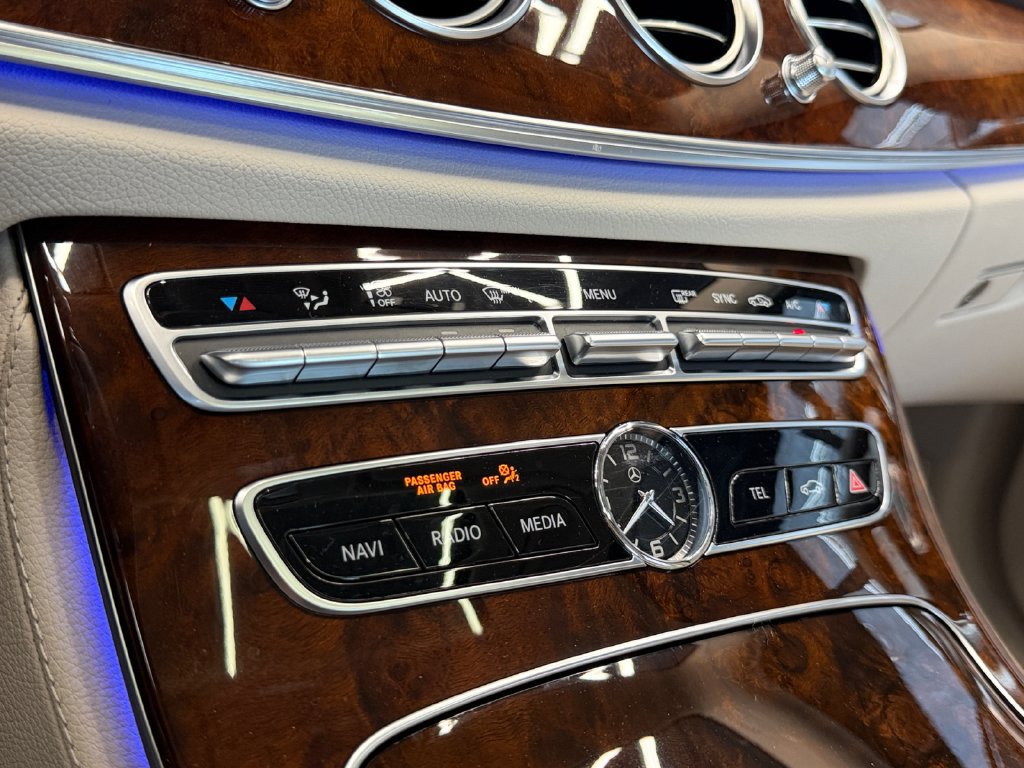 Used 2020 Mercedes-Benz E 350 Sedan image 26