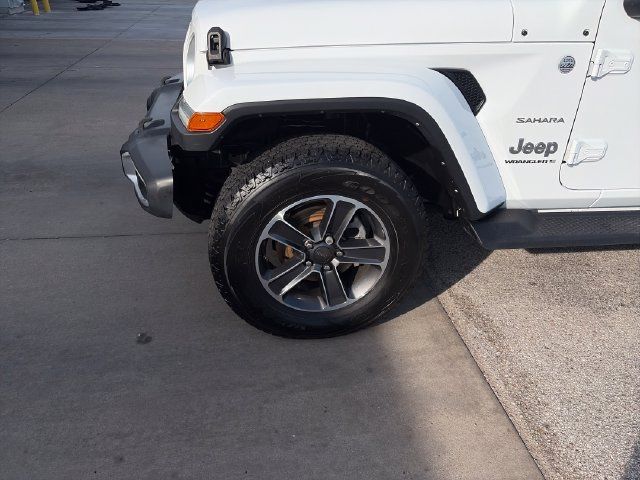 Used 2023 Jeep Wrangler Unlimited Sahara w/ LED Lighting Group AWD/4WD image 26