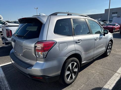 Used 2017 Subaru Forester 2.5i Premium w/ All-Weather Package AWD/4WD image 2