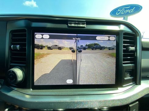 Used 2026 Ford F250 Platinum w/ FX4 Off-Road Package AWD/4WD image 46