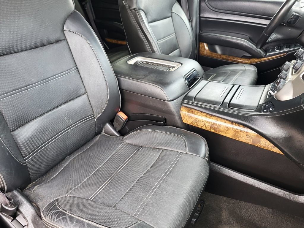 Used 2015 GMC Yukon Denali w/ Premium Package AWD/4WD image 14