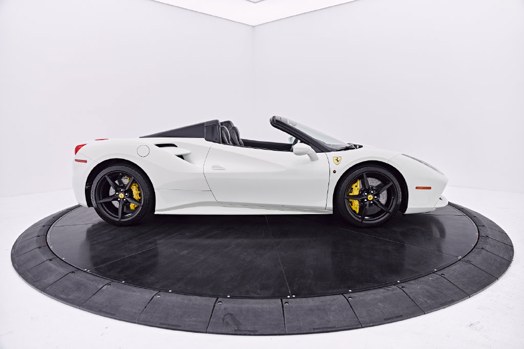 Used 2019 Ferrari 488 Spider RWD image 26