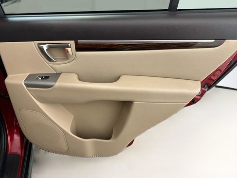 Used 2012 Hyundai Santa Fe GLS AWD/4WD image 29