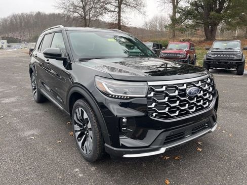 New 2026 Ford Explorer Platinum w/ LUX Leather Package image 3