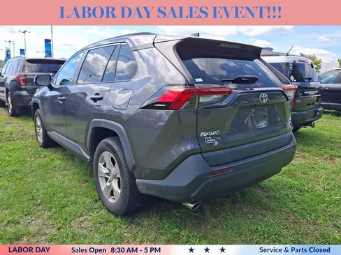 Used 2021 Toyota RAV4 XLE w/ Convenience Package AWD/4WD image 6