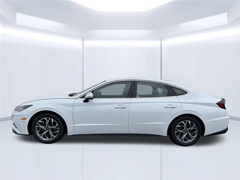 Used 2023 Hyundai Sonata SEL FWD image 2