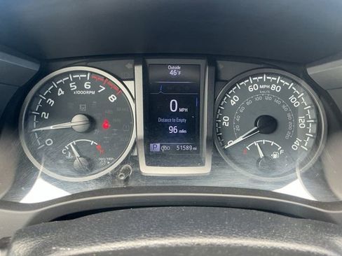 Certified 2020 Toyota Tacoma TRD Off-Road w/ Technology Package AWD/4WD image 17