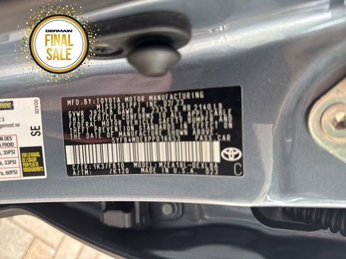 Used 2023 Toyota Corolla LE image 19