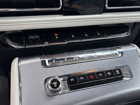 Used 2025 Lincoln Aviator 2WD w/ Equipment Group 101A image 29