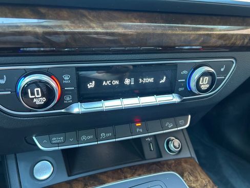 Used 2018 Audi Q5 2.0T Premium Plus w/ Premium Plus Package AWD/4WD image 12