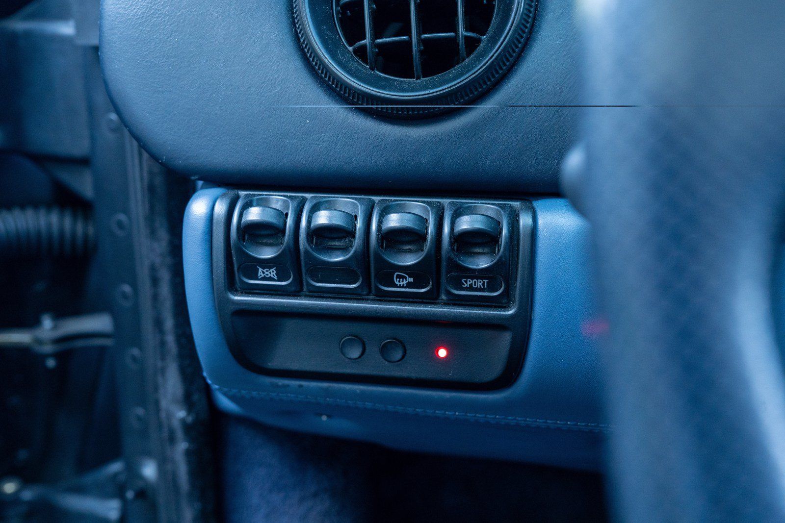 Used 2001 Ferrari 360 Spider RWD image 33