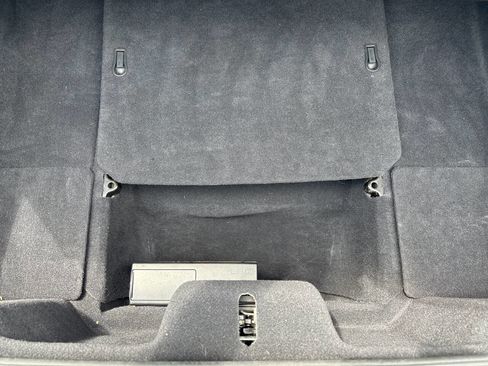 Used 2004 Chevrolet Corvette Convertible w/ Preferred Equipment Group image 21