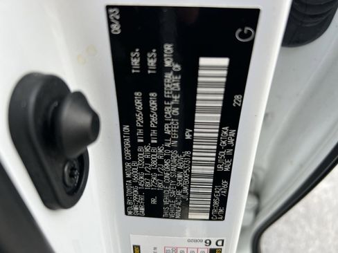 Used 2023 Lexus GX 460 Premium image 30