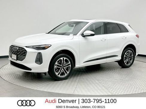 Used 2025 Audi Q5 Premium w/ Convenience Package AWD/4WD image 1