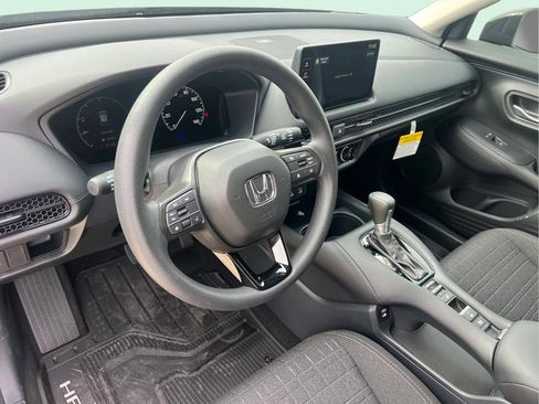 New 2026 Honda HR-V LX image 17