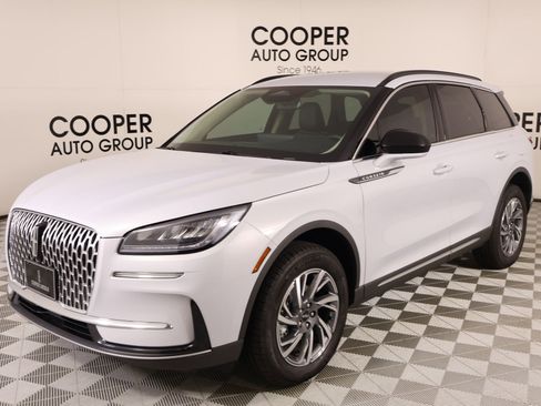 New 2026 Lincoln Corsair Premiere FWD image 11