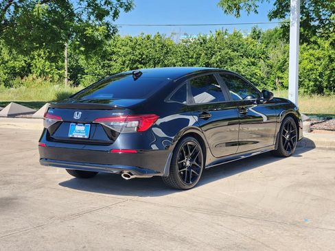 Used 2023 Honda Civic Sport image 5