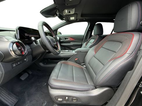 New 2026 Chevrolet Equinox EV RS w/ Convenience Package II AWD/4WD image 9