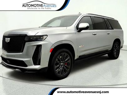 Used 2024 Cadillac Escalade ESV V w/ LPO, ONYX Package