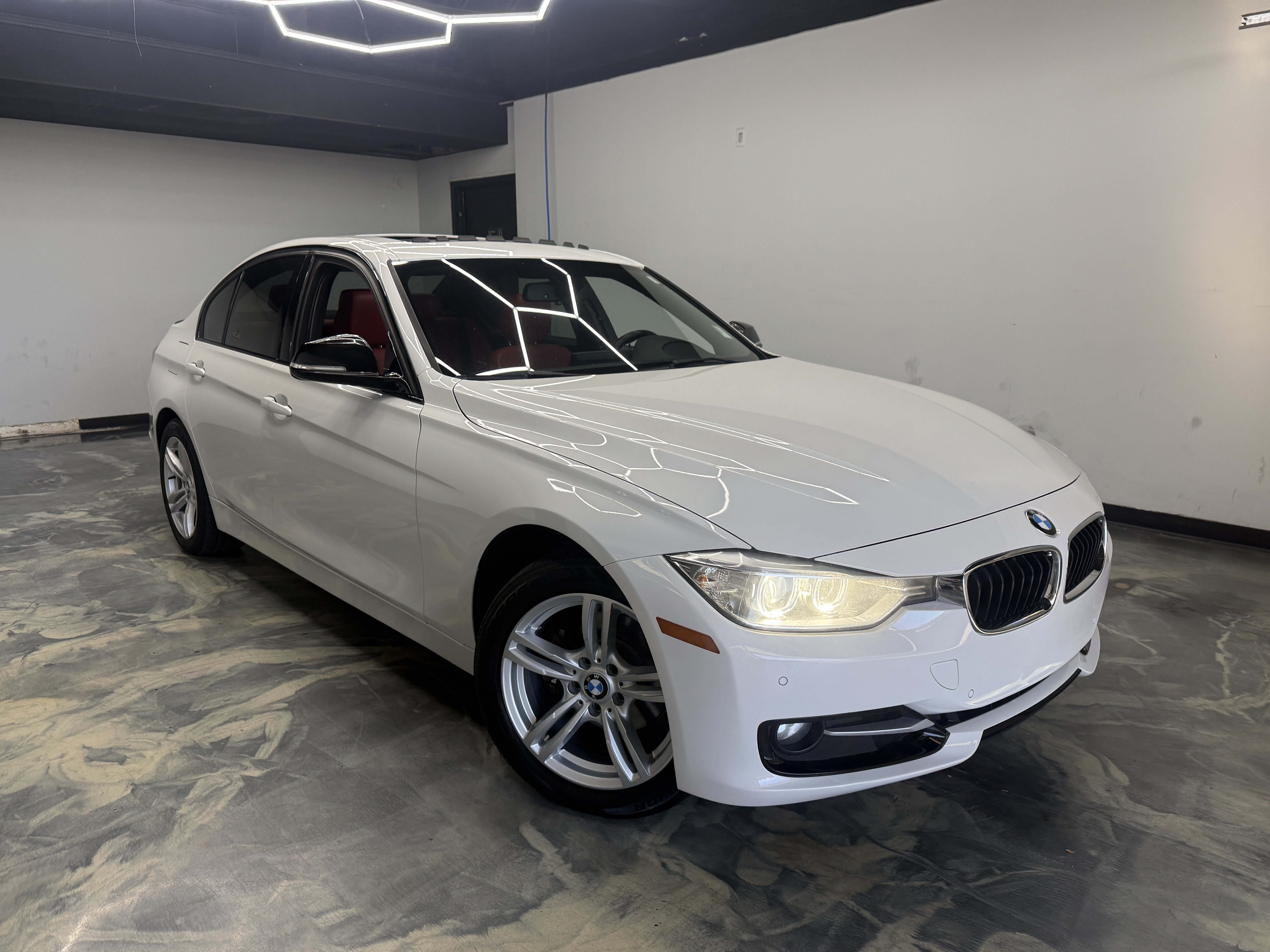Used 2015 BMW 328i xDrive Sedan AWD/4WD image 6