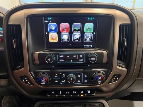 Used 2019 GMC Sierra 3500 Denali w/ Duramax Plus Package AWD/4WD image 28