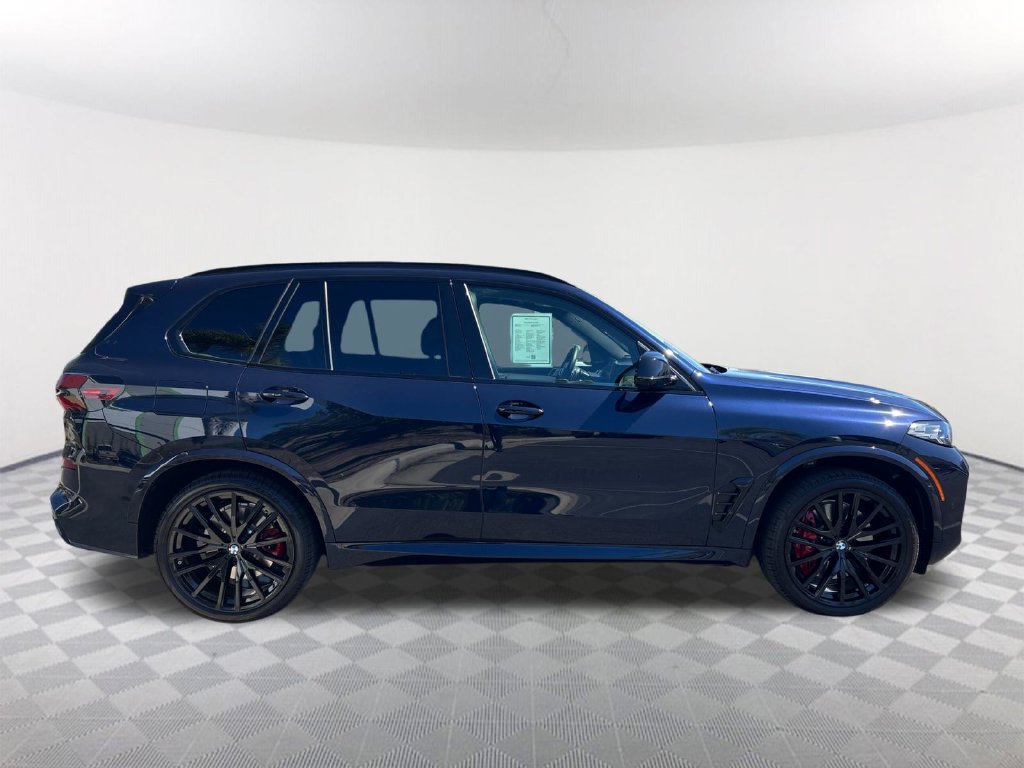 Used 2024 BMW X5 M60i AWD/4WD image 3