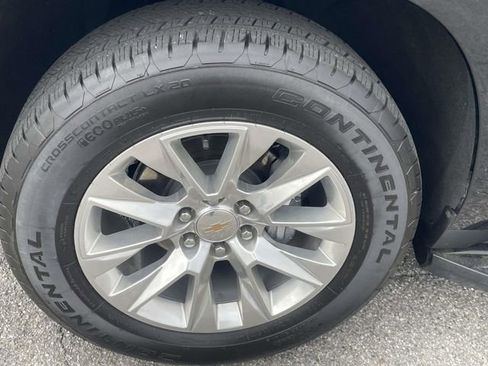 Used 2025 Chevrolet Tahoe Premier image 11