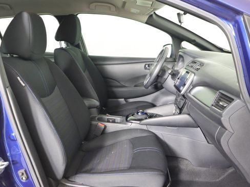 Used 2022 Nissan Leaf SV w/ Protection Package image 10