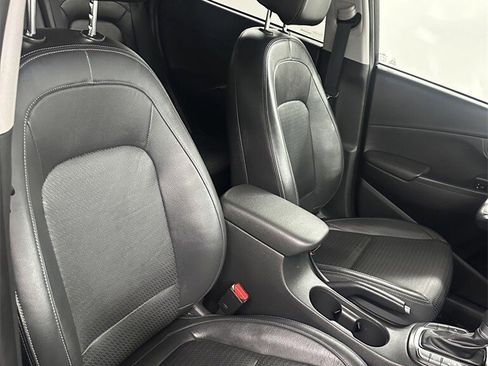 Used 2018 Hyundai Kona Limited image 36