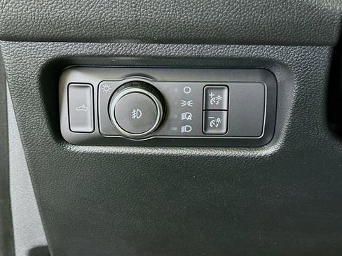 Used 2024 Ford Ranger Lariat w/ Trailer Tow Package image 11