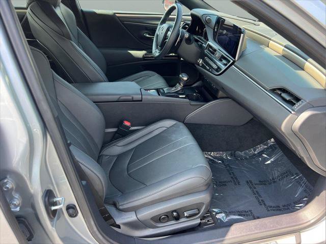 Certified 2023 Lexus ES 350 F Sport FWD image 13