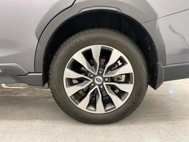 Used 2025 Subaru Outback Limited AWD/4WD image 10