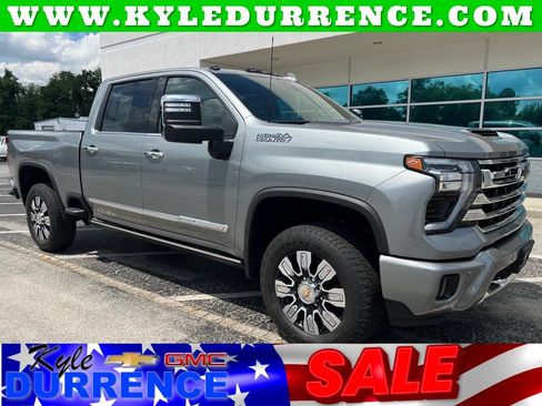 Used 2024 Chevrolet Silverado 2500 High Country w/ High Country Premium Package AWD/4WD image 1
