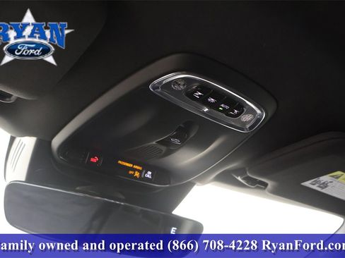 Used 2019 Volvo XC90 T5 Momentum w/ Protection Package Premier image 28