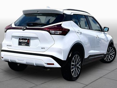 Used 2024 Nissan Kicks SR FWD image 13