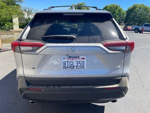 Certified 2020 Toyota RAV4 XLE Premium w/ Carpet Mat Package FWD image 5