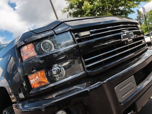 Used 2018 Chevrolet Silverado 2500 LTZ w/ Duramax Plus Package AWD/4WD image 8