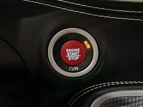 Used 2021 Dodge Challenger SRT Hellcat Redeye image 41