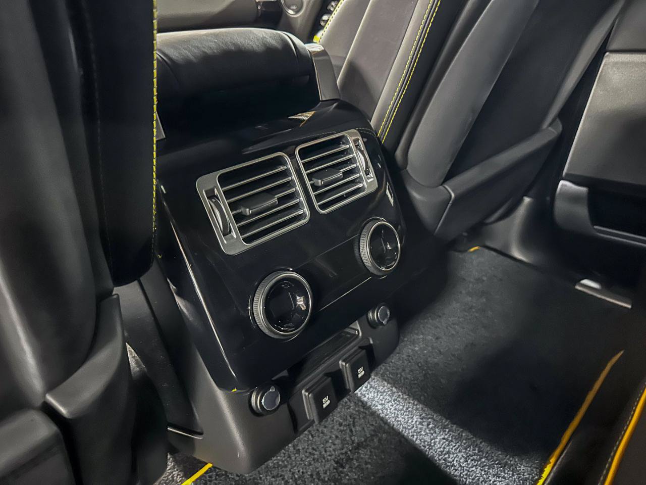 Used 2019 Land Rover Range Rover Supercharged AWD/4WD image 39